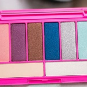 Lorac alter ego eye shadow palette: heartbreaker